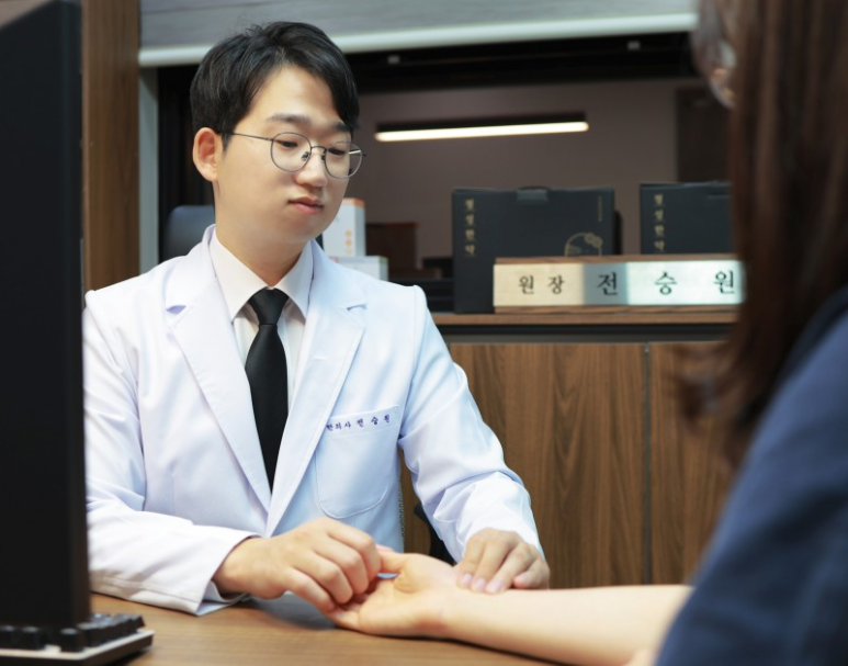 임플란트 수술 후 기력회복, 공진단·보약이 필요한 이유 [온담한의원]